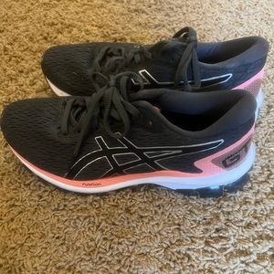 Asics GT-1000 "Grey/Pink" Women's Running Shoe size 7.5